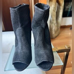 Guess high heel bootie - size 10